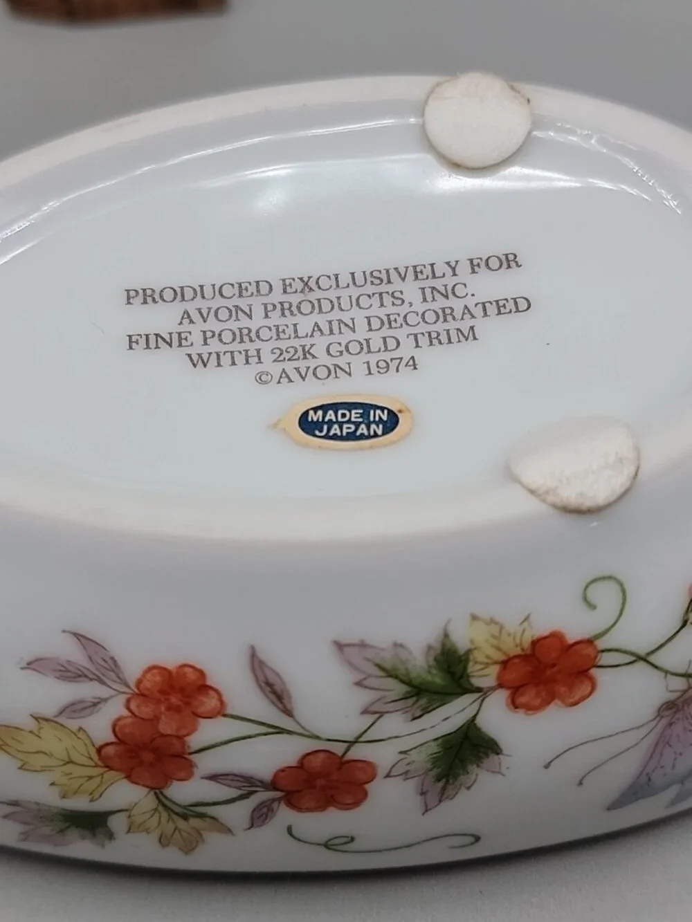 Vtg Avon Egg Shaped Trinket Box Hand Painted Floral Fine Porcelain 22k Trim 1974